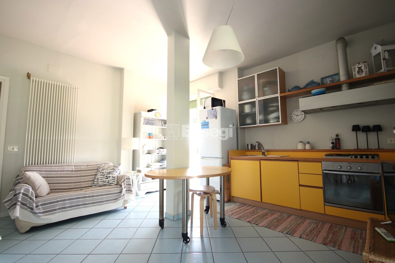 Apartment in Camaiore - Image 3